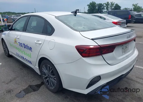 2023 Kia Forte Gt-Line from USA, damaged, VIN 3KPF54AD3PE674312